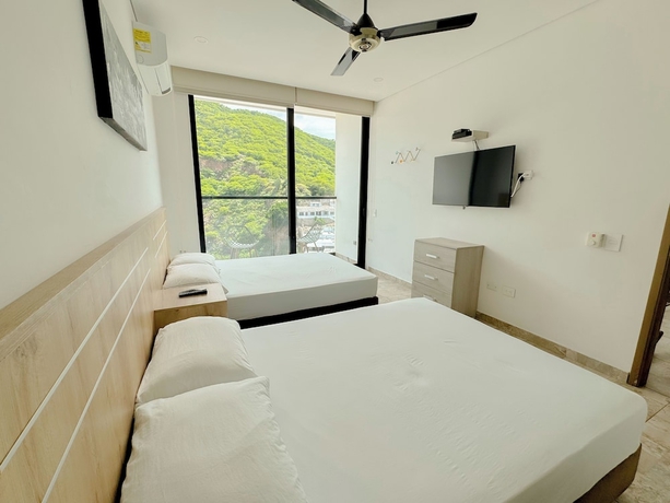 Imagen de la habitación del Hotel Apartasuites Vita 945 - By Bedviajes. Foto 4