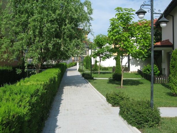 Imagen general del Hotel Apartcomplex Chateau Aheloy. Foto 9