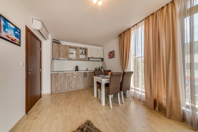 Imagen general del Hotel Apartcomplex Golden Bay. Foto 5