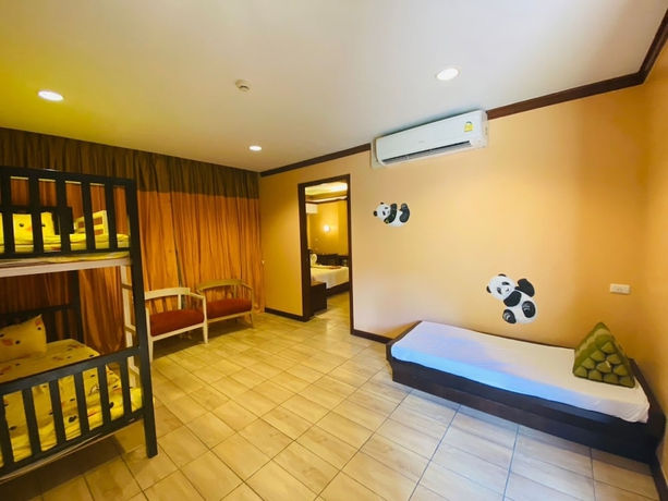 Imagen de la habitación del Hotel Apartel at Lanta Resort. Foto 3