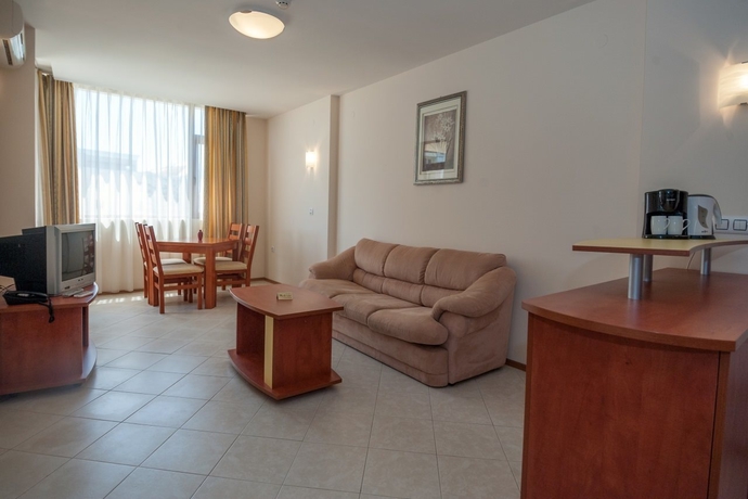 Imagen general del Hotel Apartello Modern Apartment Poseidon, Sunny Beach. Foto 2