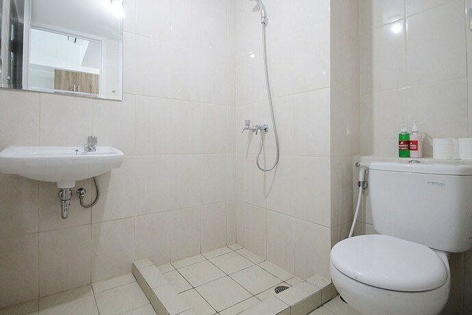 Imagen general del Hotel Apartemen Grand Kamala Lagoon By Aparian. Foto 10