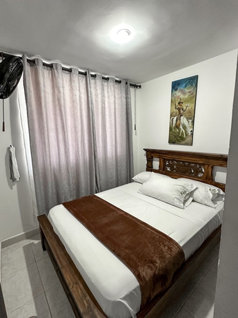 Imagen de la habitación del Hotel Aparthotel 2k familiar parque del cafe. Foto 3
