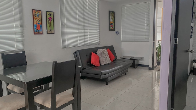 Imagen de la habitación del Hotel Aparthotel 2k familiar parque del cafe. Foto 12
