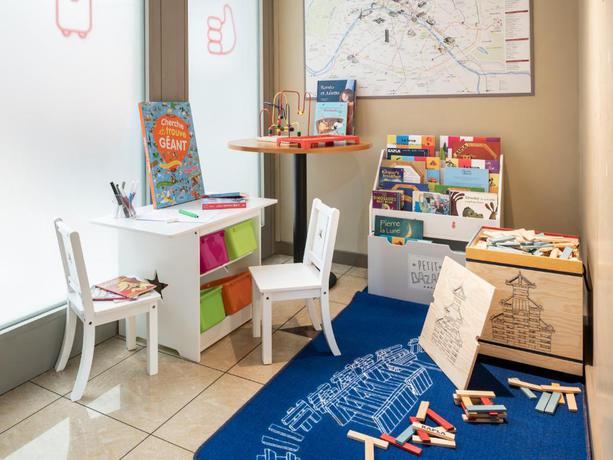 Imagen de los interiores del Hotel Aparthotel Adagio Stuttgart NeckarPark. Foto 9