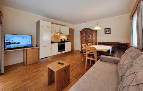 Imagen de la habitación del Hotel Aparthotel Bernhof. Foto 18