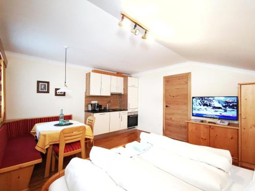 Imagen de la habitación del Hotel Aparthotel Bernhof. Foto 19