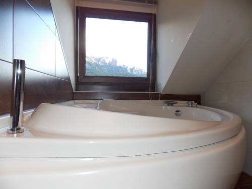 Imagen de la habitación del Hotel Aparthotel Bubal. Foto 7