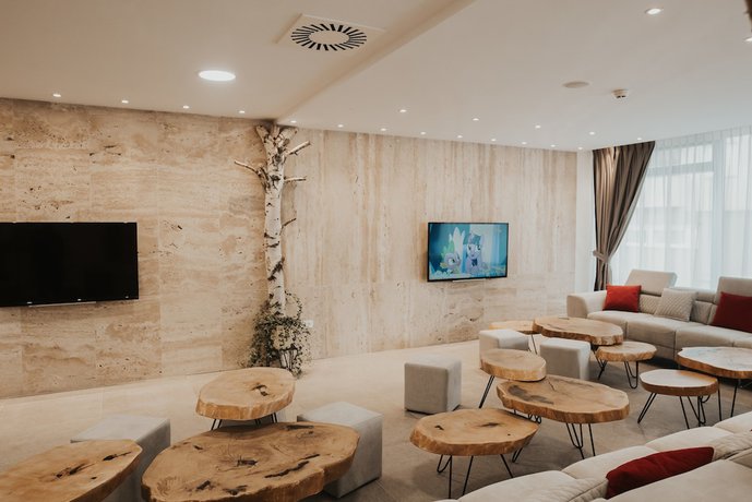 Imagen de los interiores del Hotel Aparthotel Centar Sarajevo. Foto 17