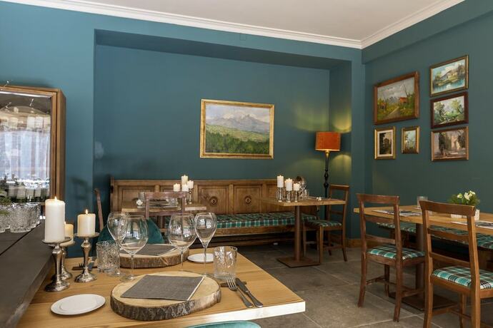 Imagen del bar/restaurante del Hotel Aparthotel Claviere. Foto 10