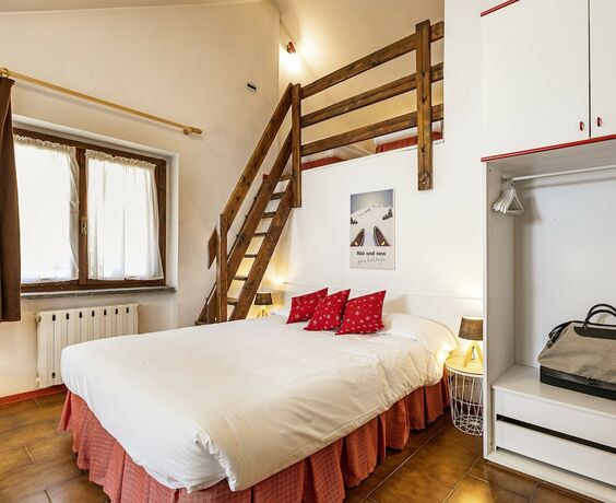 Imagen de la habitación del Hotel Aparthotel Claviere. Foto 17