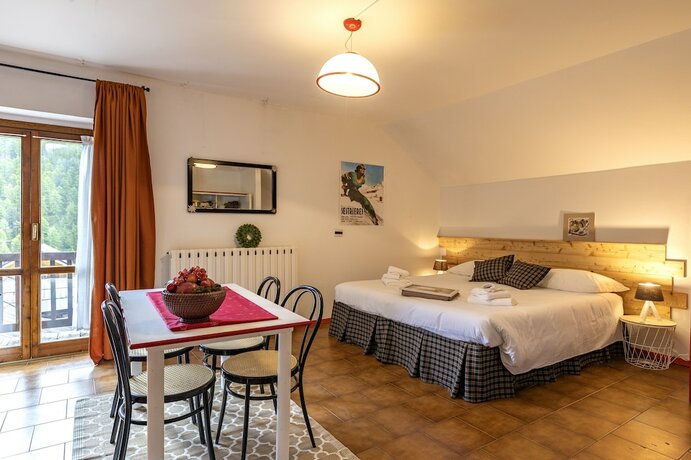 Imagen de la habitación del Hotel Aparthotel Claviere. Foto 19