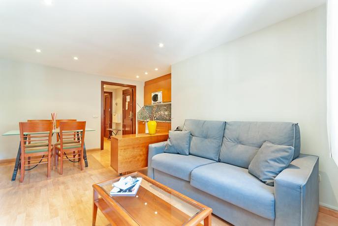 Imagen de la habitación del Hotel Aparthotel Conseller. Foto 7