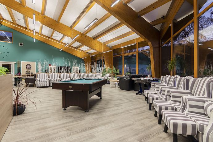 Imagen de los interiores del Hotel Aparthotel DKS. Foto 18