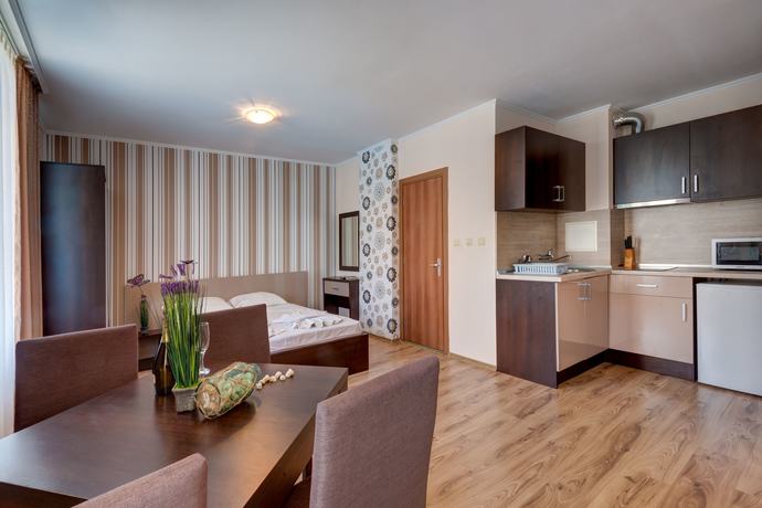 Imagen de la habitación del Hotel Apart-hotel Dawn Park. Foto 6