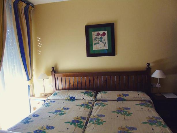 Imagen de la habitación del Hotel Aparthotel Es De Don Joan. Foto 2