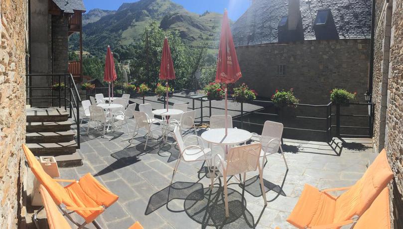 Imagen de los exteriores del Hotel Aparthotel Es De Don Joan. Foto 7