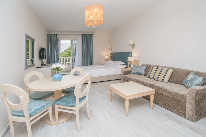 Imagen de la habitación del Hotel Aparthotel Flora, Paklina. Foto 4