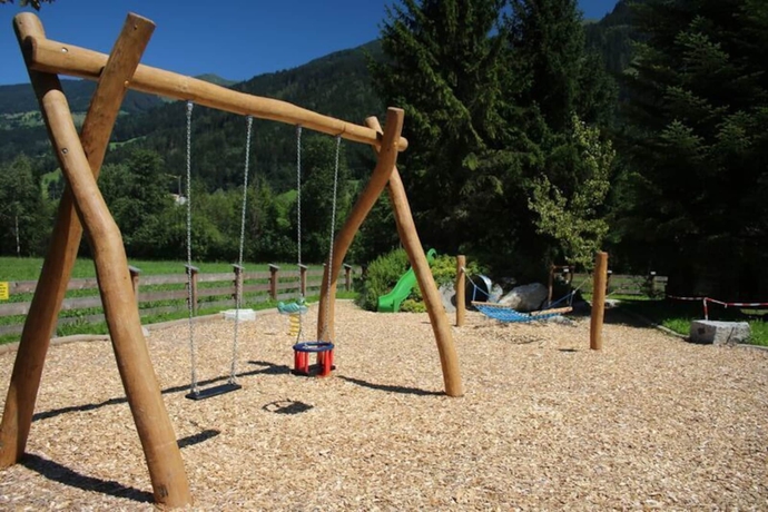 Imagen de los exteriores del Hotel Aparthotel Giessenbach. Foto 19