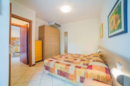 Imagen de la habitación del Hotel Aparthotel Gioia. Foto 16
