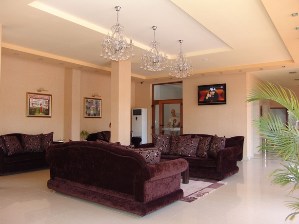 Imagen de los interiores del Hotel Apart-hotel Happy. Foto 13