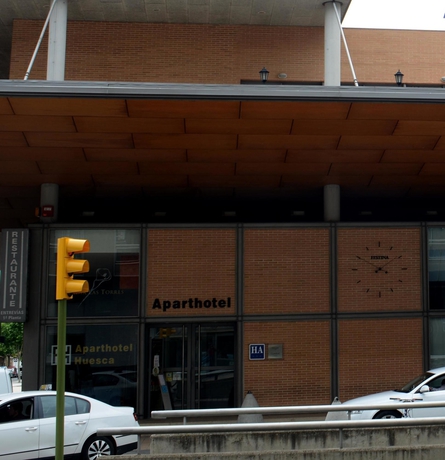 Imagen de los exteriores del Hotel Aparthotel Huesca. Foto 6