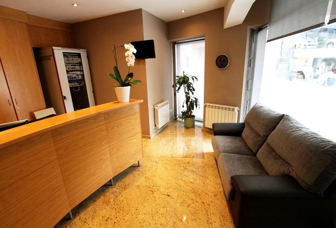 Imagen de los interiores del Hotel Aparthotel Iceberg. Foto 6