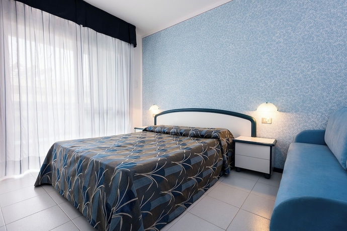 Imagen de la habitación del Hotel Aparthotel Imperial, Bibione. Foto 3