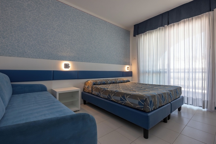 Imagen de la habitación del Hotel Aparthotel Imperial, Bibione. Foto 6
