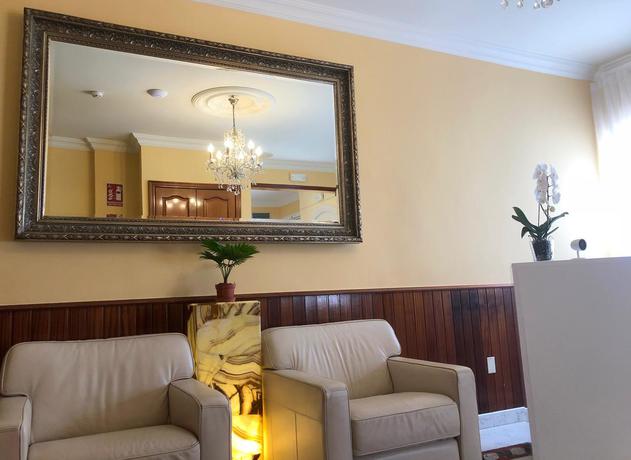 Imagen general del Hotel Aparthotel La Palmera. Foto 4