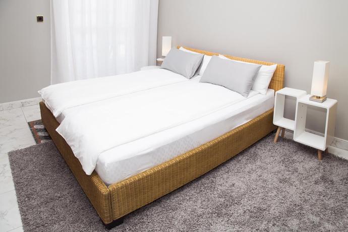 Imagen de la habitación del Hotel Aparthotel La Palmera. Foto 11