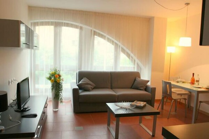 Imagen de la habitación del Hotel Aparthotel Lacroma. Foto 14
