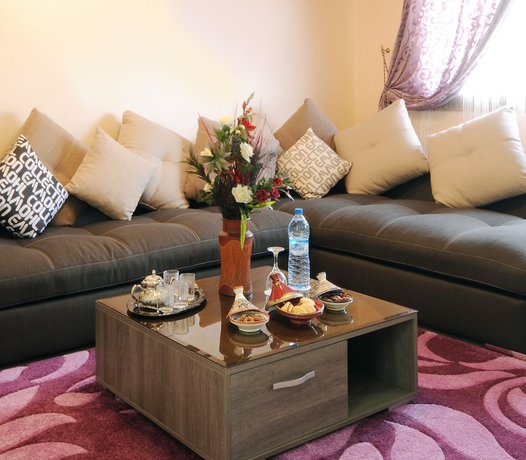 Imagen de la habitación del Hotel Aparthotel Les Oliviers Suites and Spa. Foto 10
