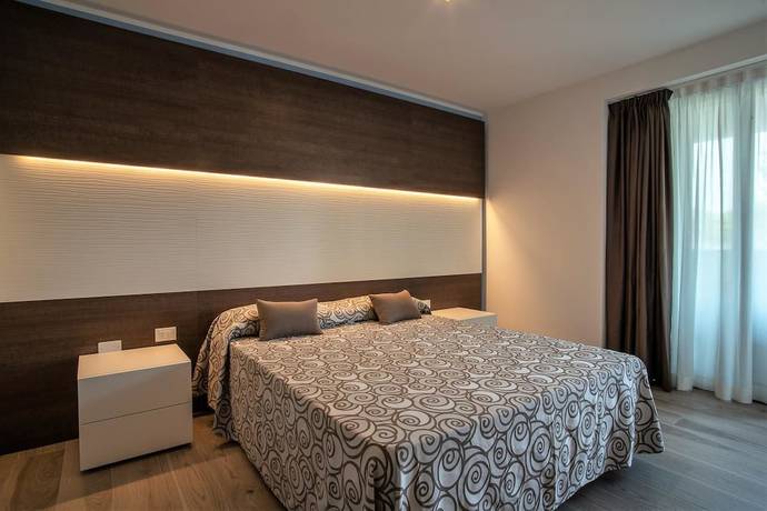 Imagen de la habitación del Hotel Aparthotel Miramare. Foto 9