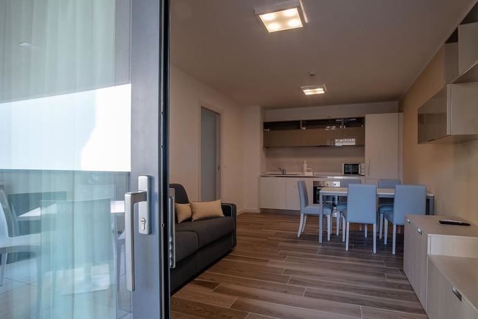 Imagen de la habitación del Hotel Aparthotel Miramare. Foto 14