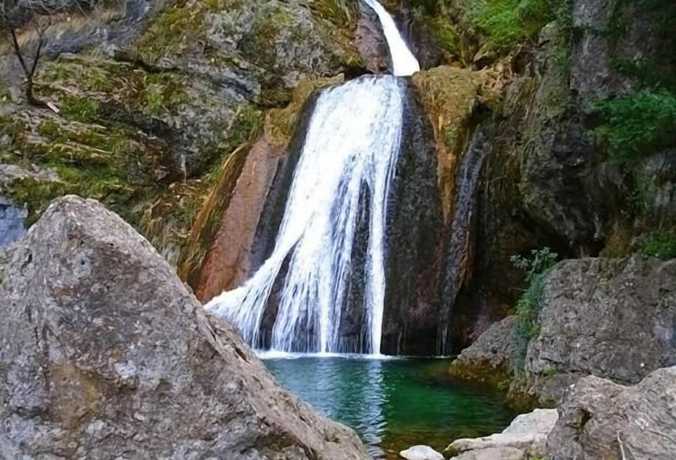 Imagen de la piscina del Hotel Aparthotel Monte Piedra. Foto 20