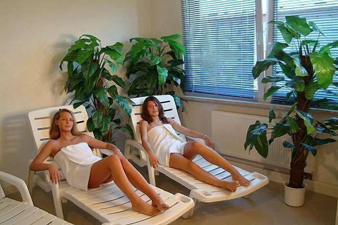 Imagen de la piscina del Hotel Aparthotel Oberhof. Foto 20