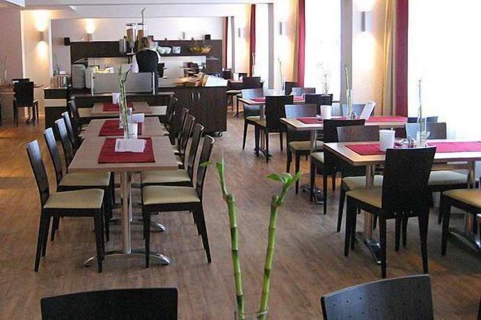 Imagen del bar/restaurante del Hotel Aparthotel Oberhof. Foto 8