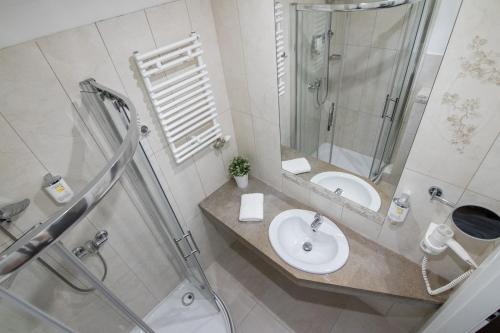 Imagen de la habitación del Hotel Aparthotel Old Town. Foto 6