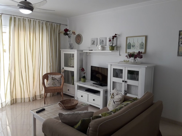 Imagen de la habitación del Hotel Aparthotel Parque Don Jose. Foto 8