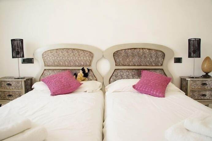 Imagen de la habitación del Hotel Aparthotel Parques Casablanca. Foto 9