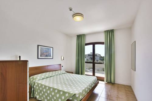Imagen de la habitación del Hotel Aparthotel Ponza. Foto 5