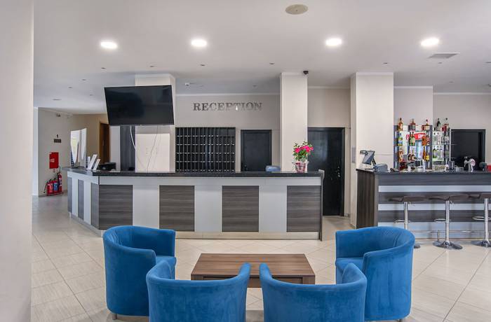 Imagen de los interiores del Hotel Aparthotel Royal Marina Beach. Foto 19