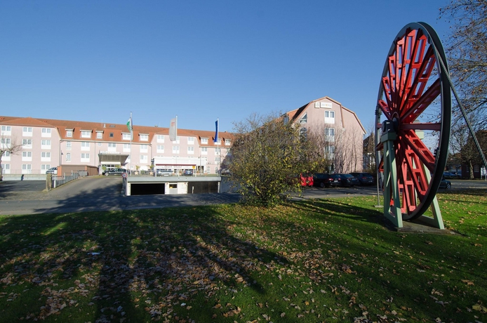 Imagen de los exteriores del Hotel Apart-hotel Sehnde. Foto 6