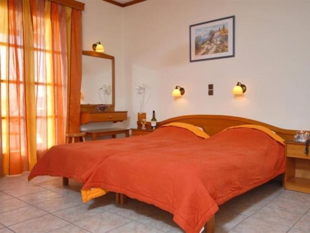 Imagen general del Hotel Aparthotel Spiros. Foto 2