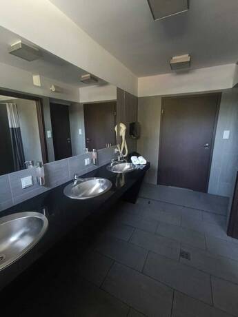 Imagen general del Hotel Aparthotel Strefa Budget. Foto 15