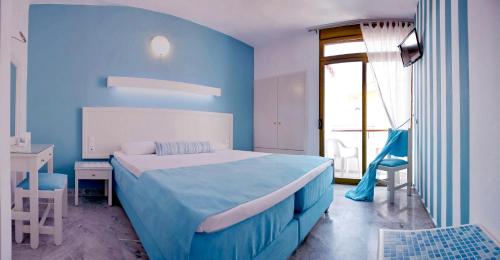 Imagen de la habitación del Hotel Aparthotel Sunset. Foto 6