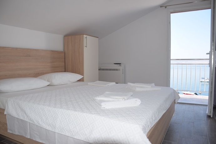 Imagen de la habitación del Hotel Aparthotel Tota. Foto 1
