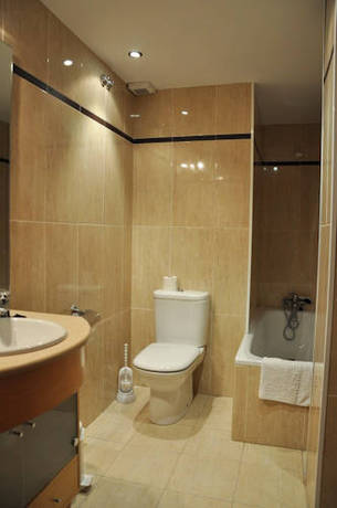 Imagen de la habitación del Hotel Aparthotel Tres Caminos. Foto 5