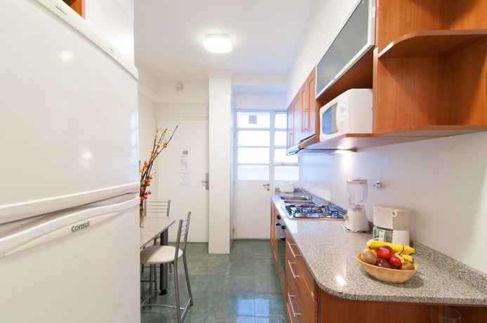 Imagen de la habitación del Hotel Aparthotel Trianon Recoleta. Foto 14